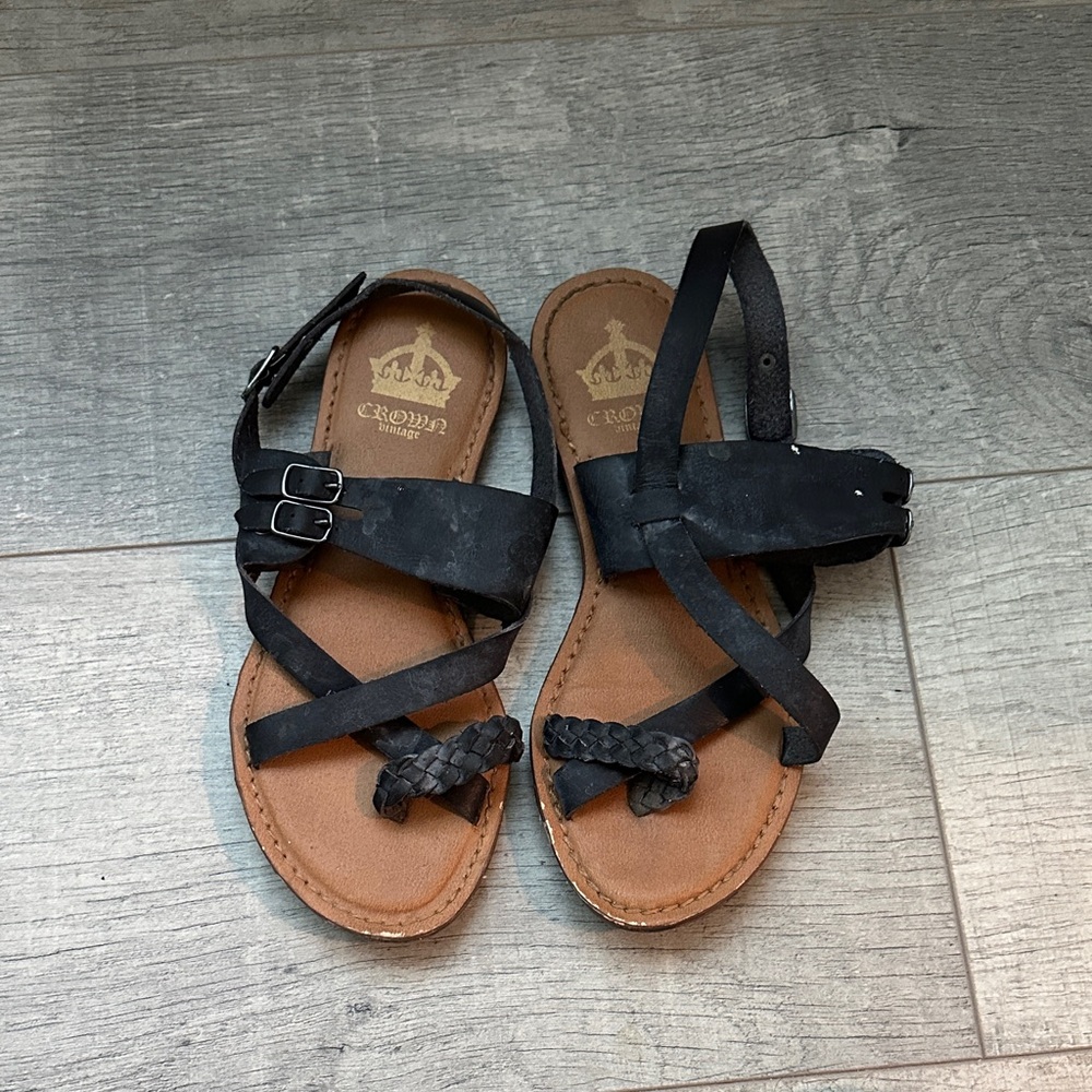 Crown Black Sandals